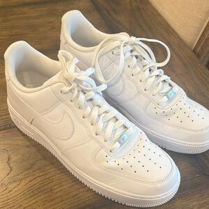 Nike Men's Air Force 1 white size 12M